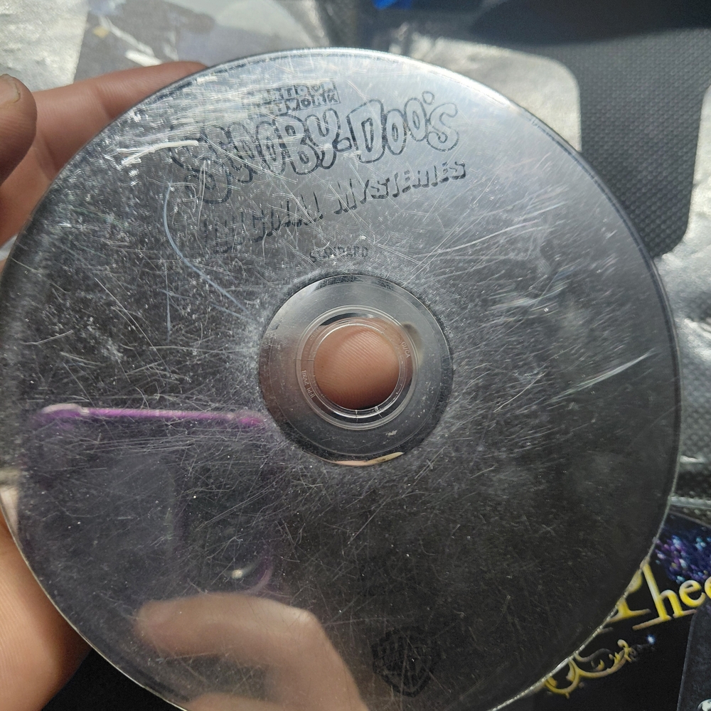 Cartoon Network's Scooby-Doo Mysteries CD - Silver